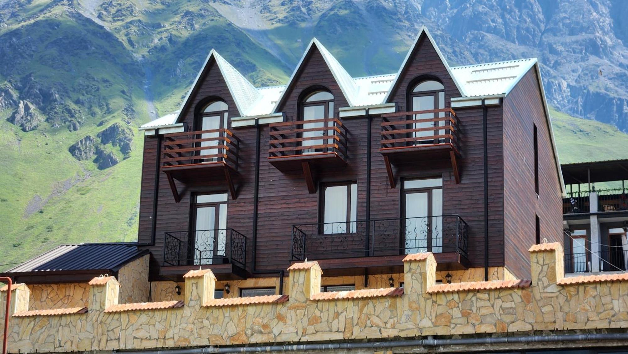 Hotel Toliketi カズベギ エクステリア 写真